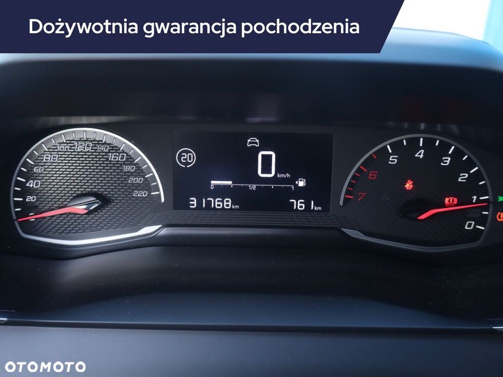 Peugeot 208 - 13