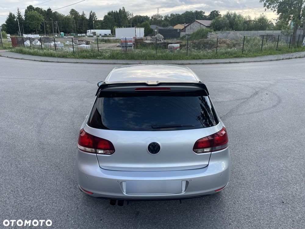 Volkswagen Golf 1.4 TSI Highline DSG - 25