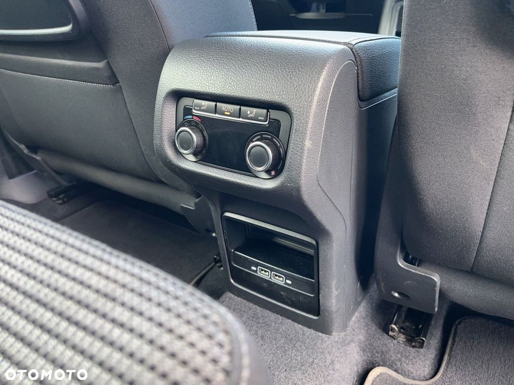 Volkswagen Sharan 2.0 TDI BMT Comfortline DSG - 15