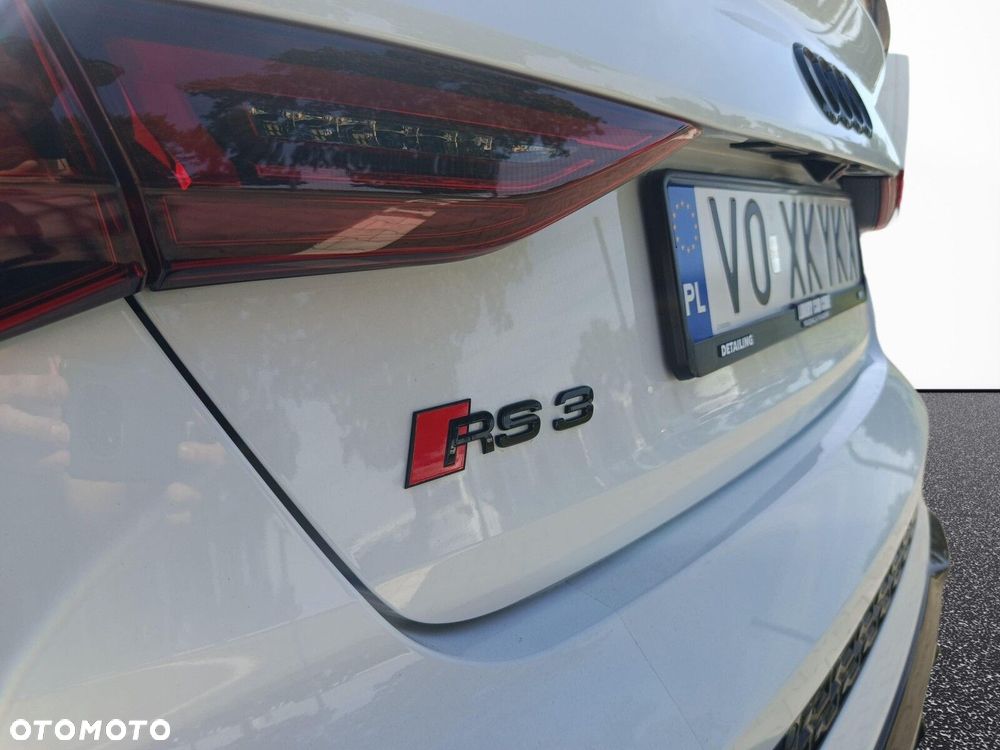 Audi RS3 Limousine - 10