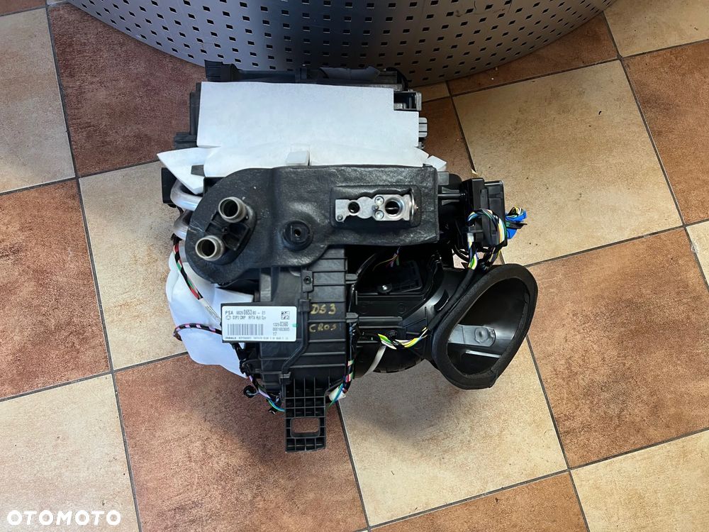 NAGRZEWNICA KLIMATRONIK WENTYLATOR  CITROEN DS3 CROSSBACK PEUGEOT 208 II EUROPA 2020 ROK - 1