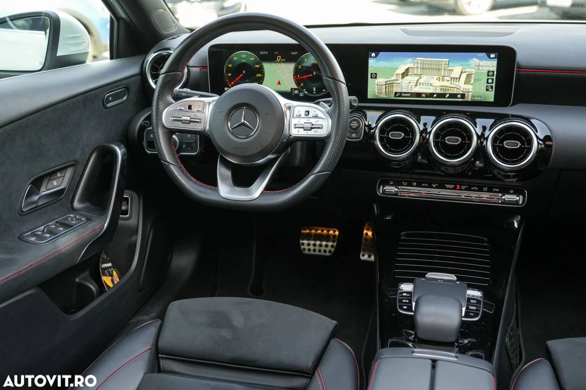 Mercedes-Benz A 200 7G-DCT Advanced AMG Line - 10