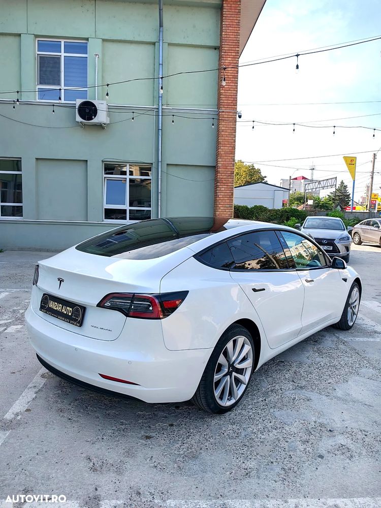 Tesla Model 3 2019 photo 3