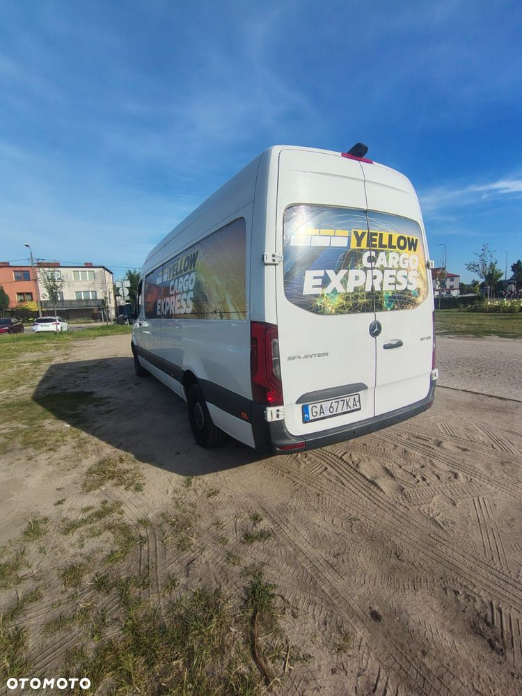 Mercedes-Benz Sprinter - 3