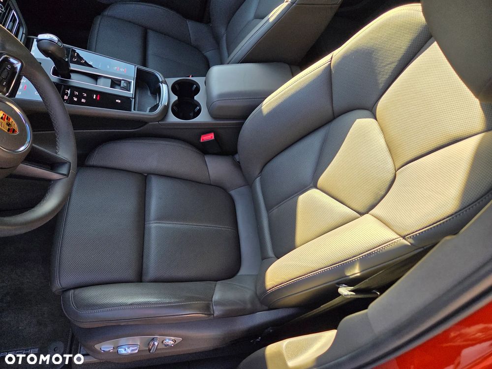 Porsche Macan T PDK - 15