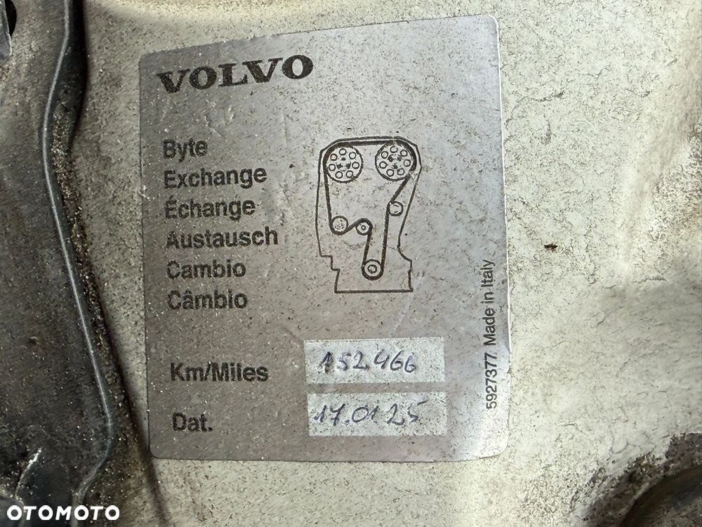 Volvo XC 60 D4 AWD R-Design - 28