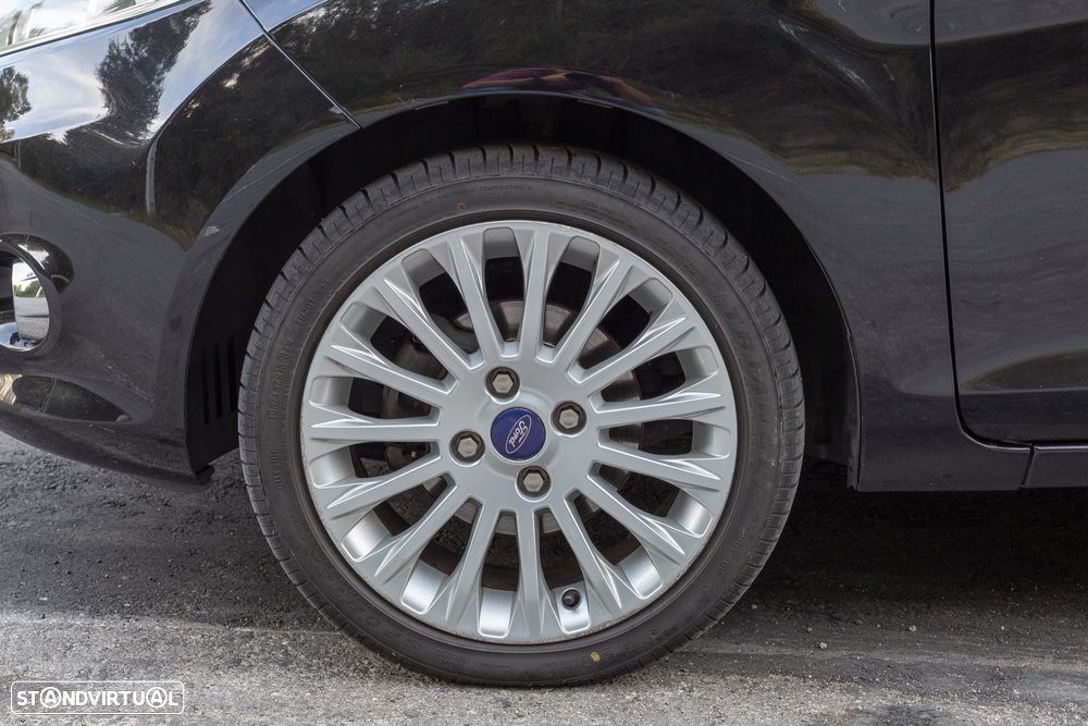 Ford Fiesta - 7