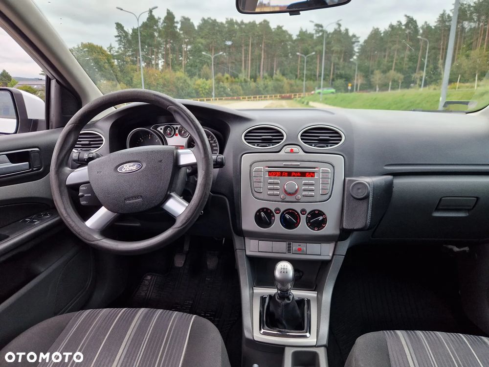 Ford Focus - 11