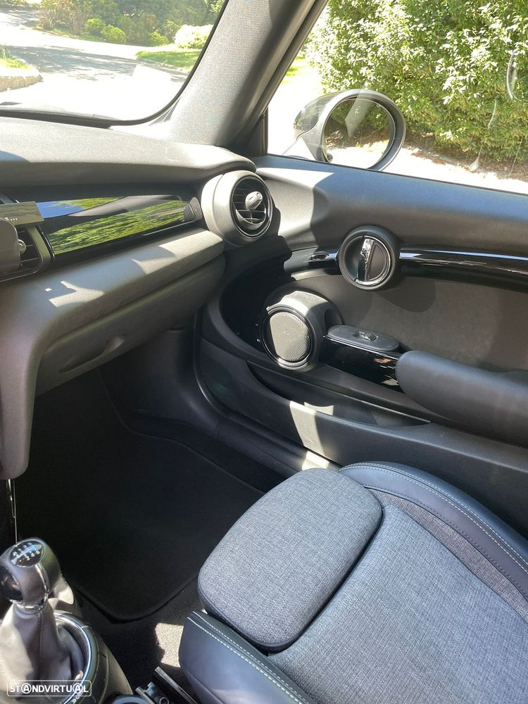 MINI 3 Portas Cooper D - 6