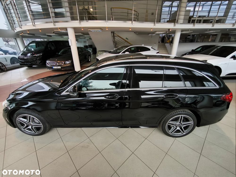 Mercedes-Benz Klasa C 200 4Matic 9G-TRONIC - 8