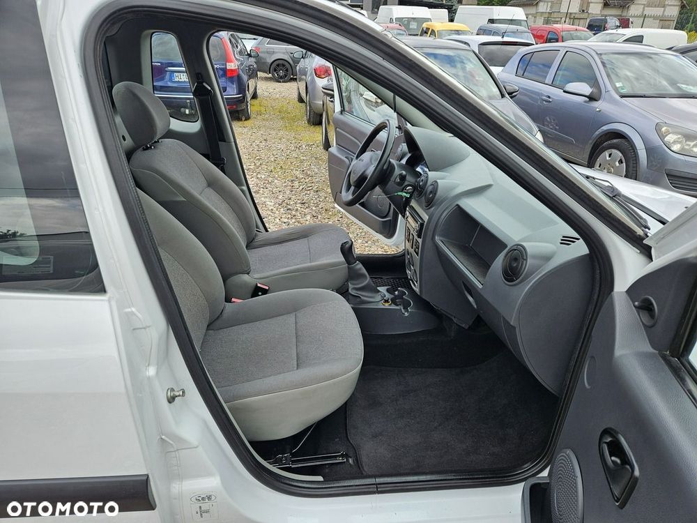 Dacia Logan - 9