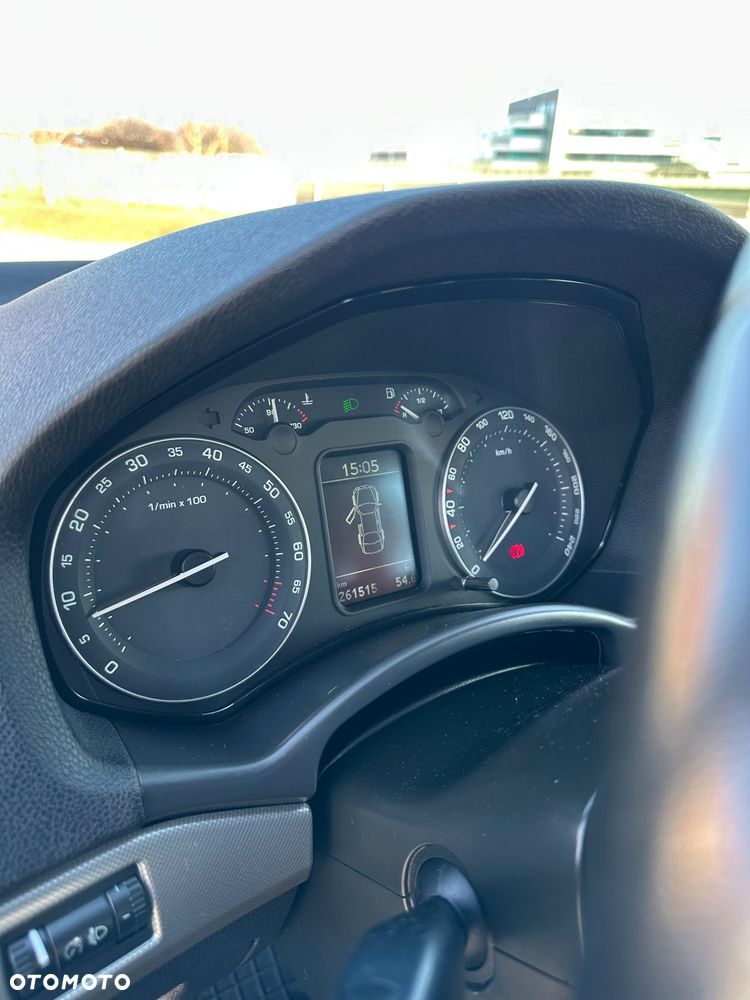 Skoda Octavia 1.6 FSI Elegance - 19