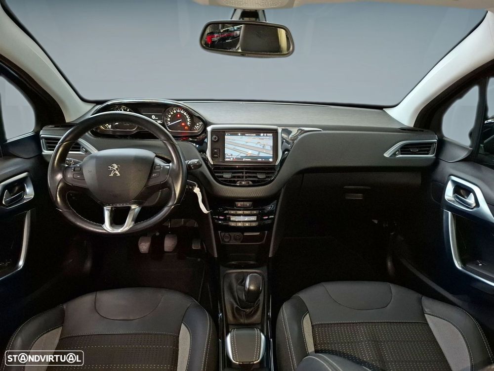 Peugeot 2008 1.2 PureTech Allure - 10