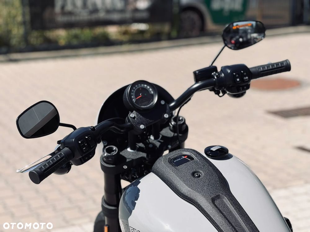 Harley-Davidson Softail Low Rider - 20