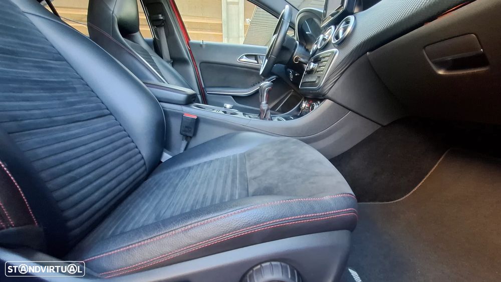 Mercedes-Benz A 180 CDI AMG Line - 31