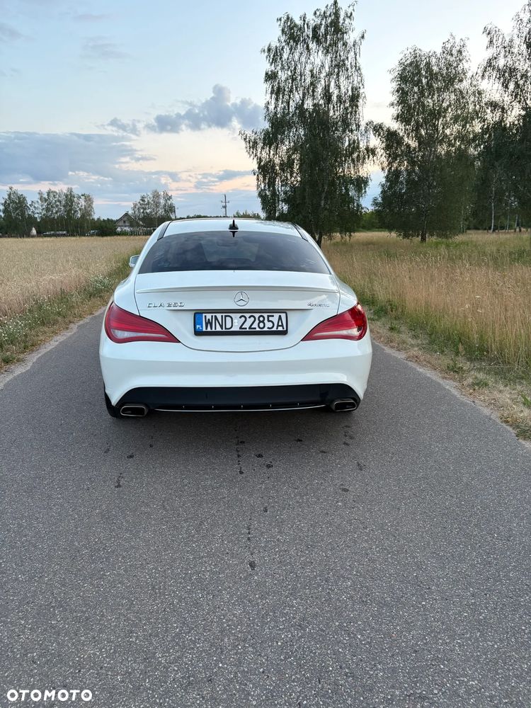 Mercedes-Benz CLA 250 7G-DCT - 7