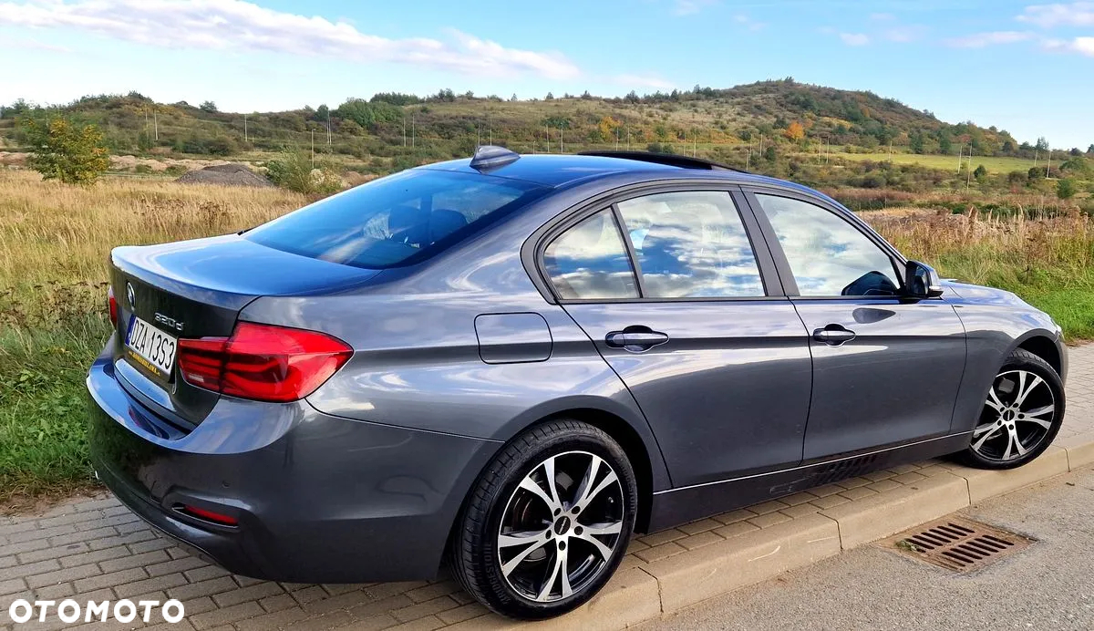 BMW Seria 3 320d Luxury Line - 4