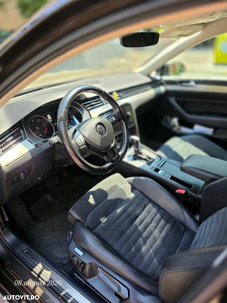 Volkswagen Passat 2.0 TDI DSG Highline - 4