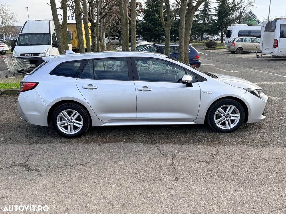 Toyota Corolla 1.8 HSD Dynamic - 3