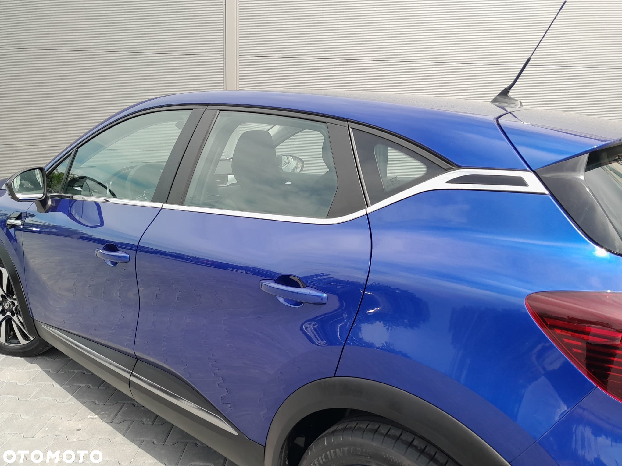 Renault Captur 1.3 TCe mHEV Intens EDC - 6