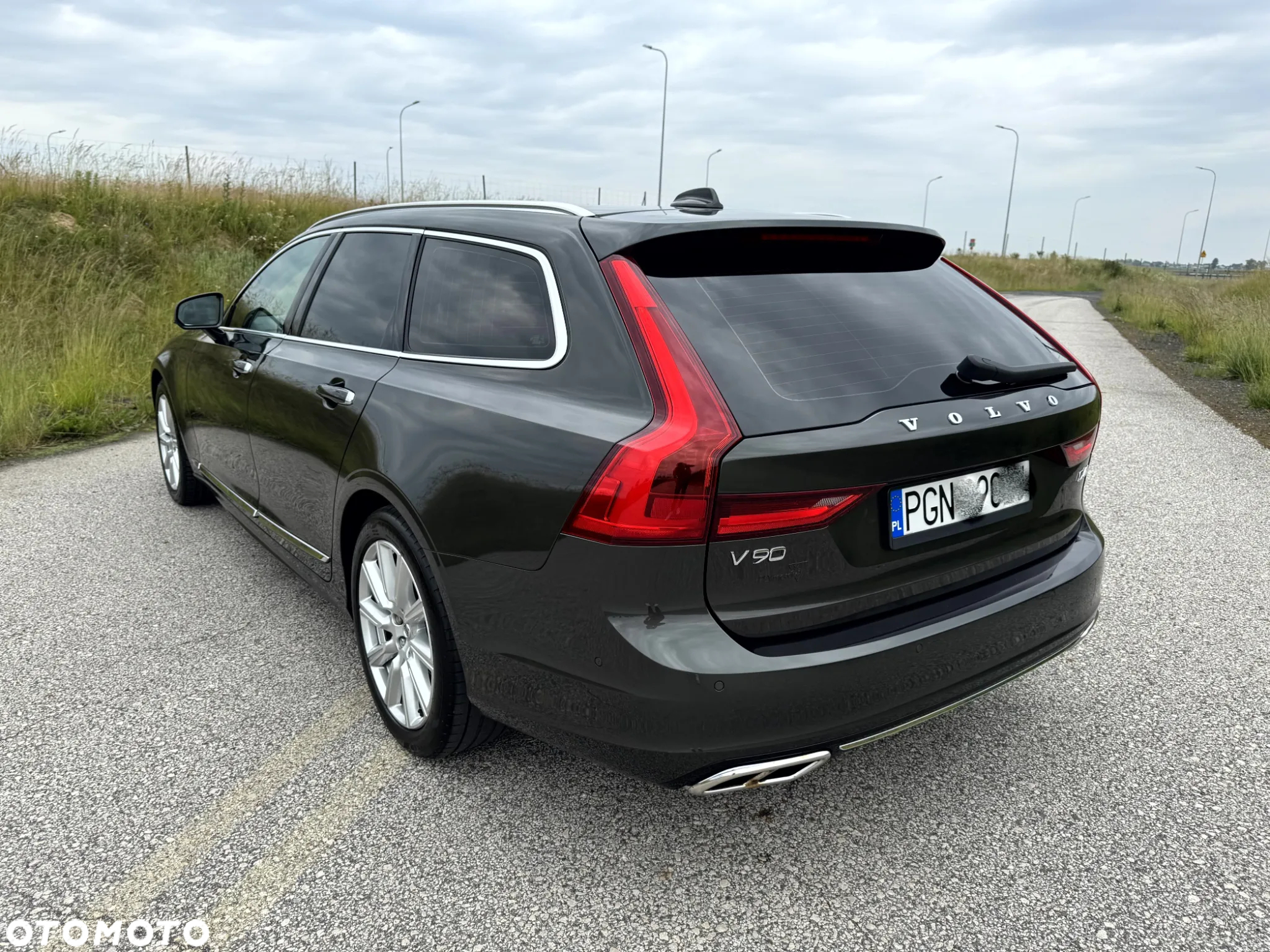 Volvo V90 D4 Inscription - 4