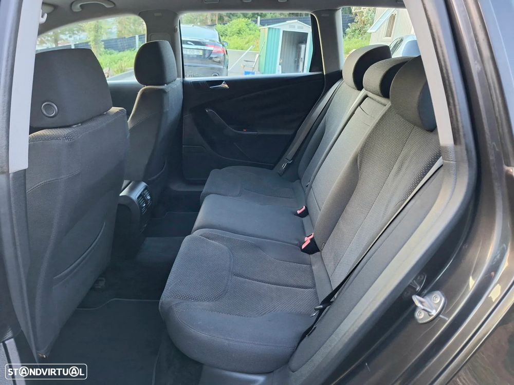 VW Passat Variant 2.0 TDI Ed.Tr.Pack BM - 7