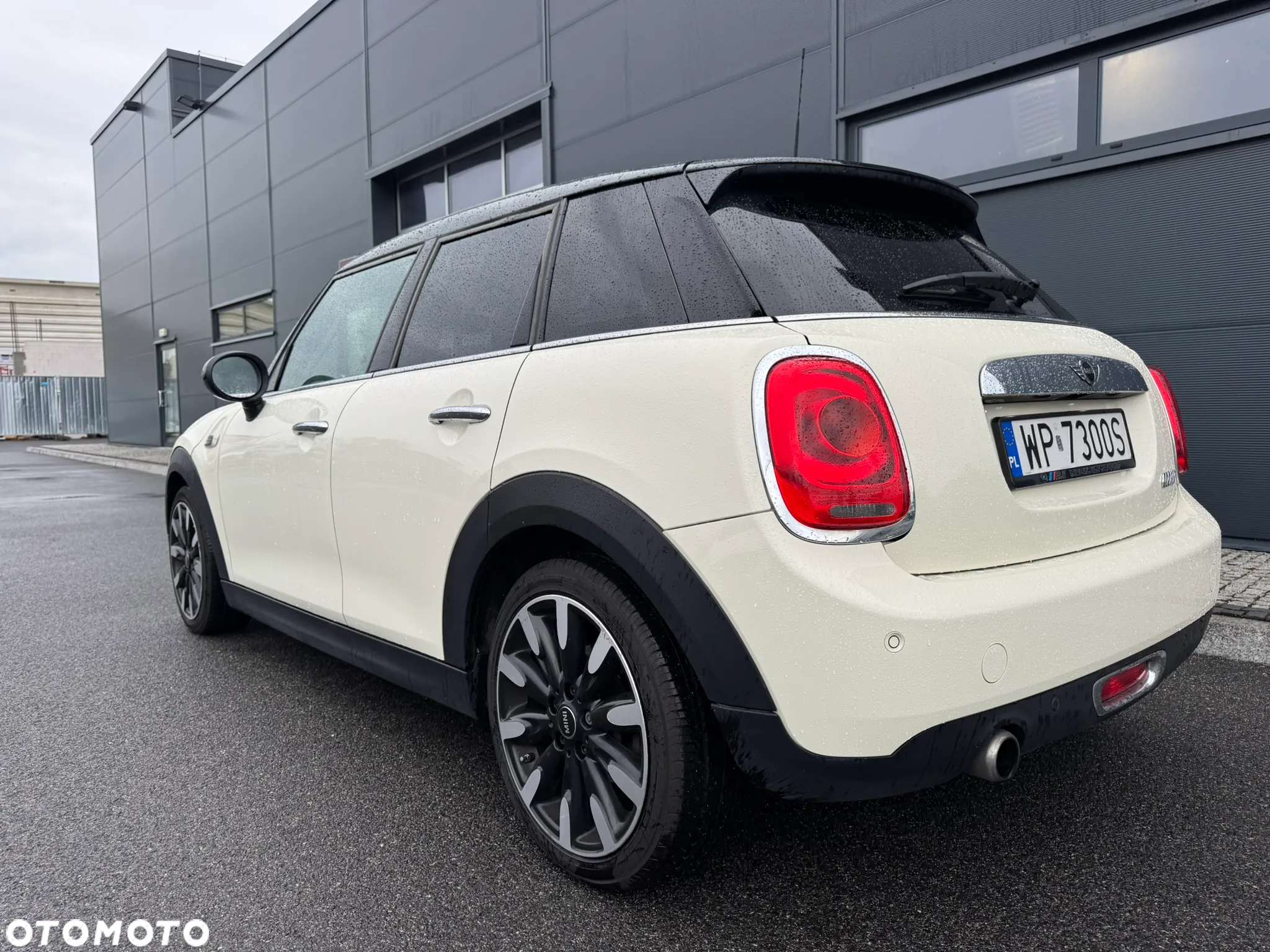 MINI Cooper Standard - 3