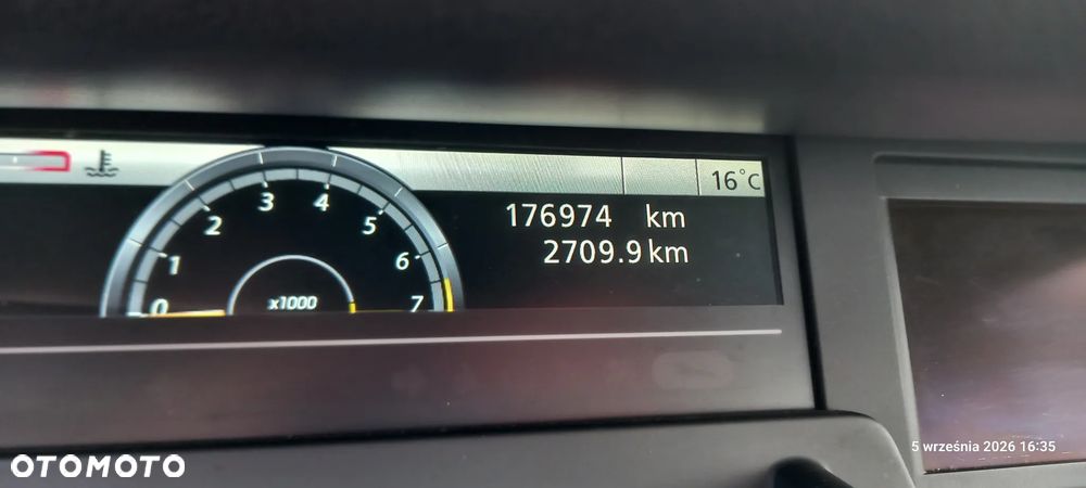 Renault Scenic 2.0 16V Privilege CVT - 21
