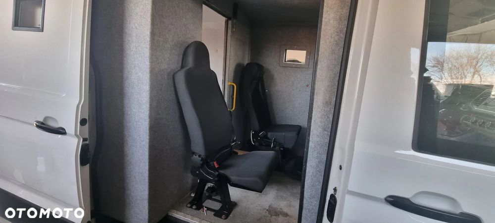 Volkswagen Crafter - 9