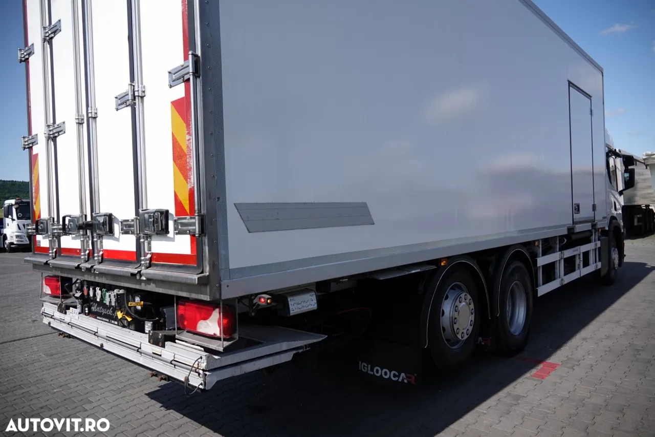 Scania P 410 / TRANSMISIE LA RECE / SLAVE / unitate FRIGO BLOCK / 2X LIFT DE ÎNCĂRCARE / TEMPERATURĂ MULTIMEMBRU DUPĂ CONTRACTUL DE SERVICE GOLDEN / - 9