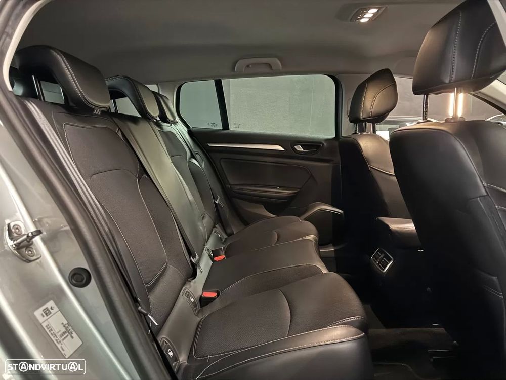 Renault Mégane Sport Tourer 1.5 Blue dCi Intens - 30