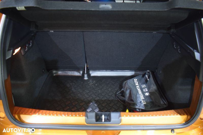 Dacia Sandero TCe 90 CVT Comfort - 21