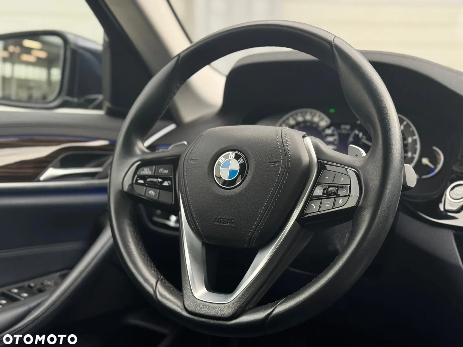 BMW Seria 5 540i xDrive Luxury Line - 8