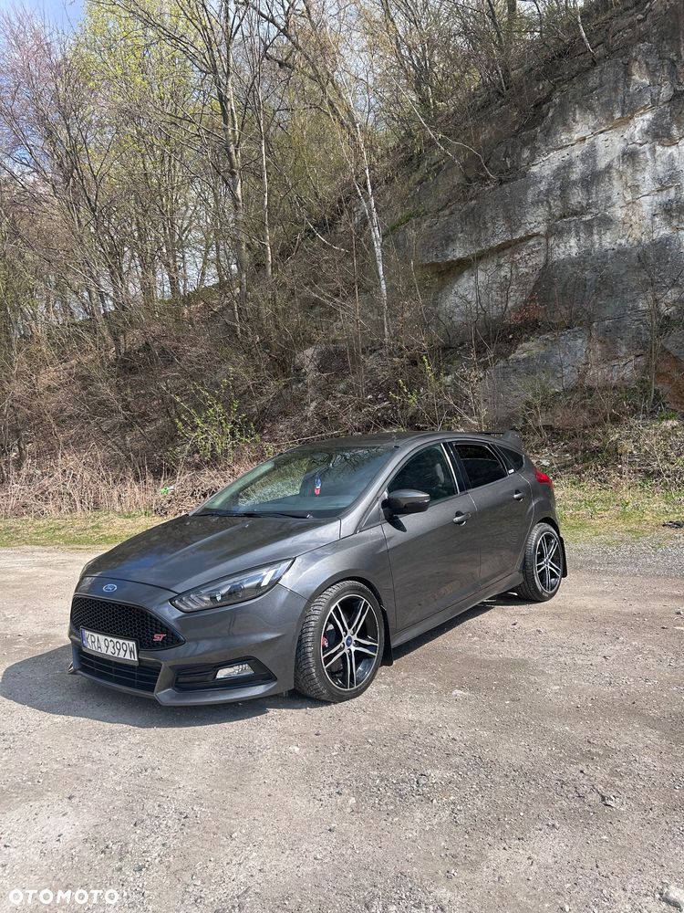 Ford Focus ST - 1