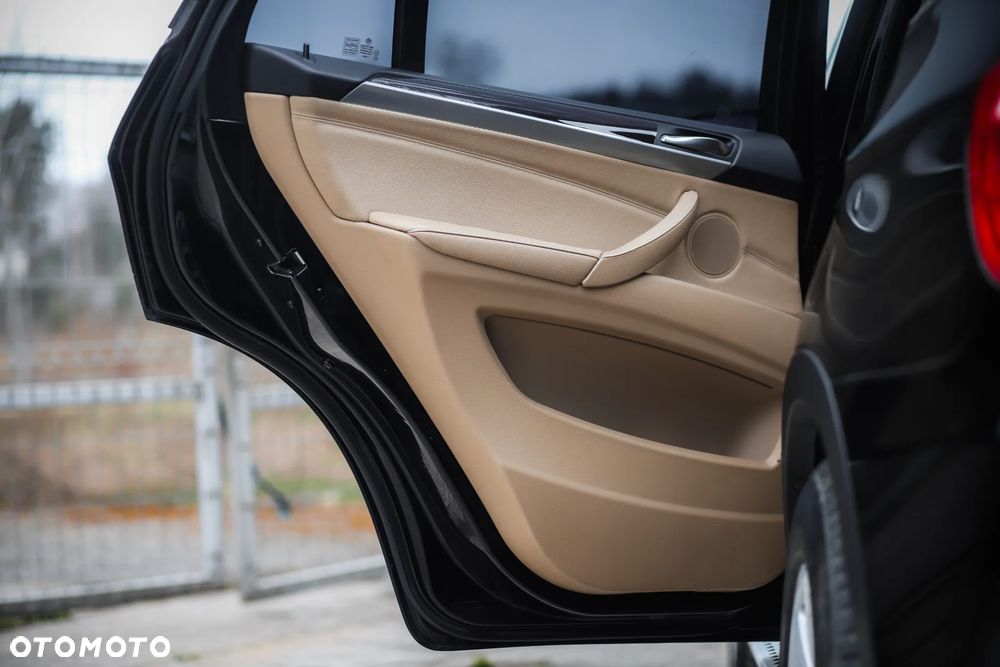 BMW X5 3.5d xDrive - 10