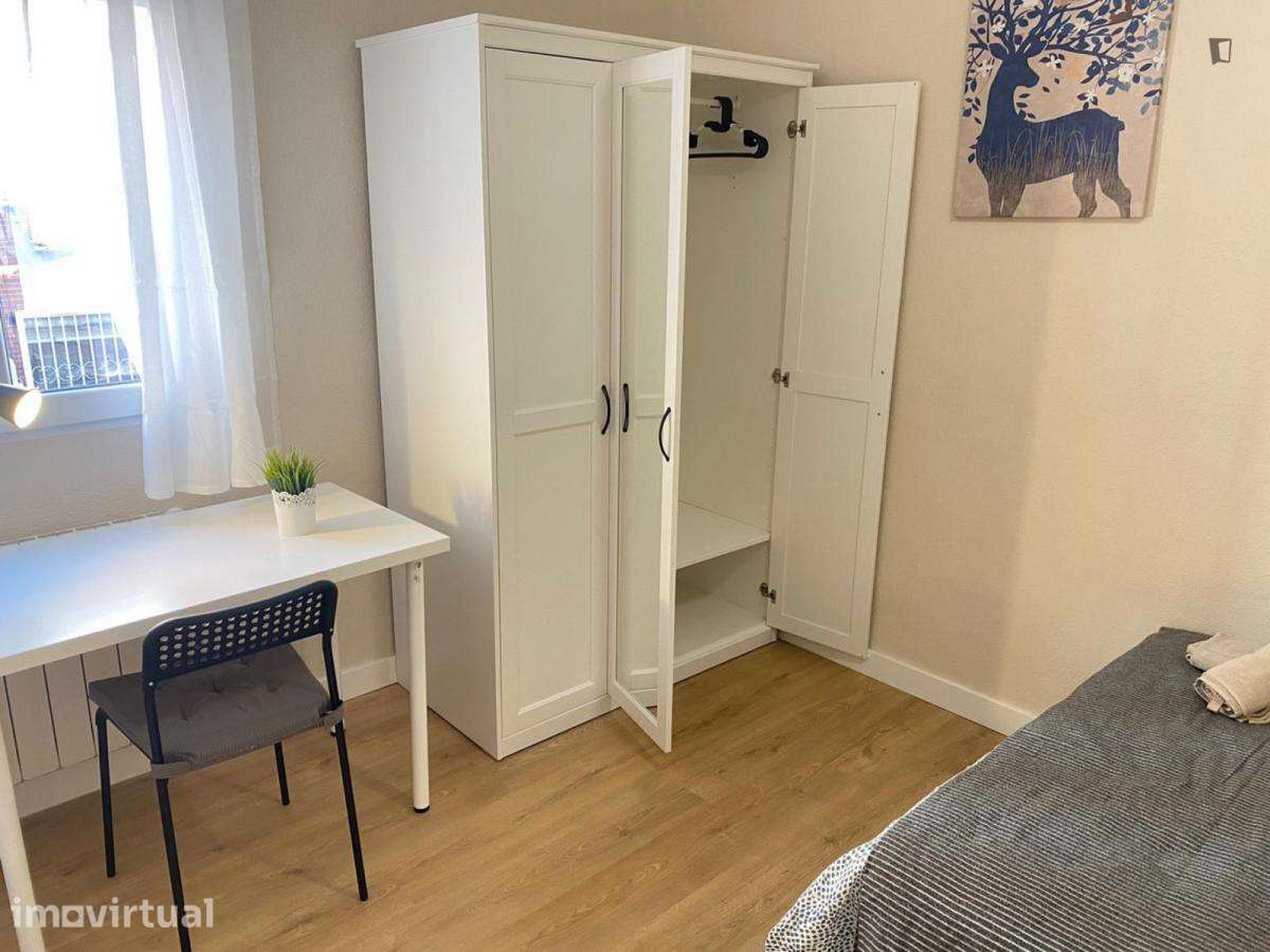 Quarto - localizado em Arroios Lisbon - Grande imagem: 4/15