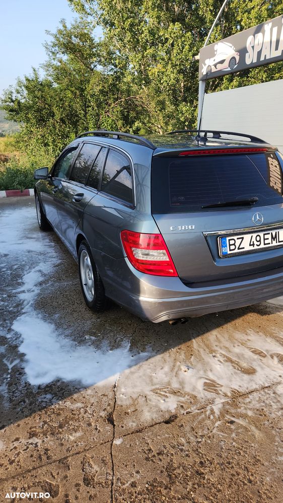 Mercedes-Benz C - 11