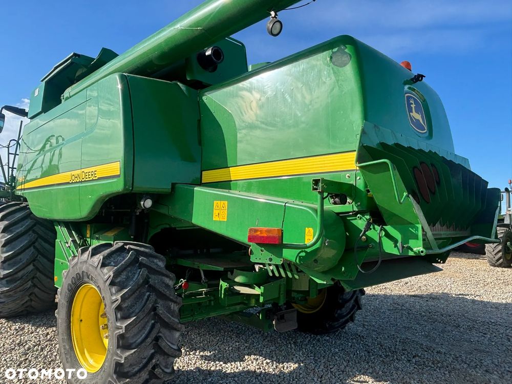 John Deere T660i - 10