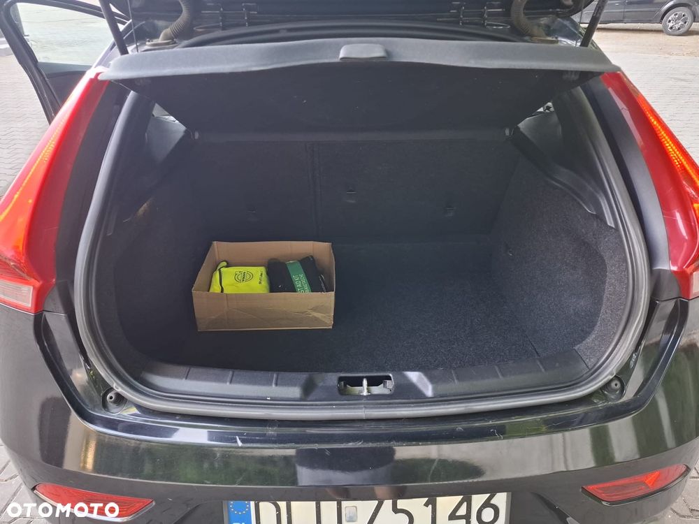 Volvo V40 - 19