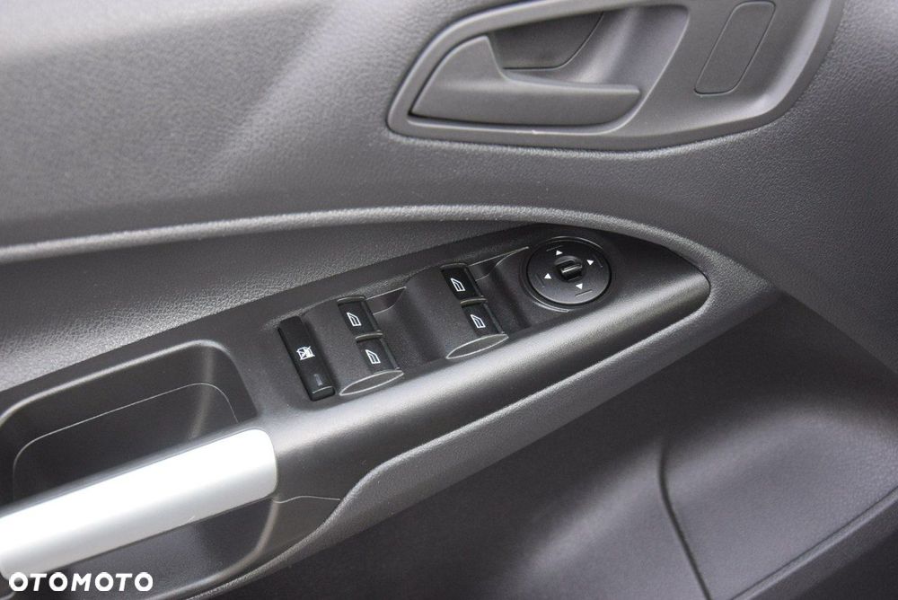 Ford Tourneo Connect 1.6 TDCi Trend - 34