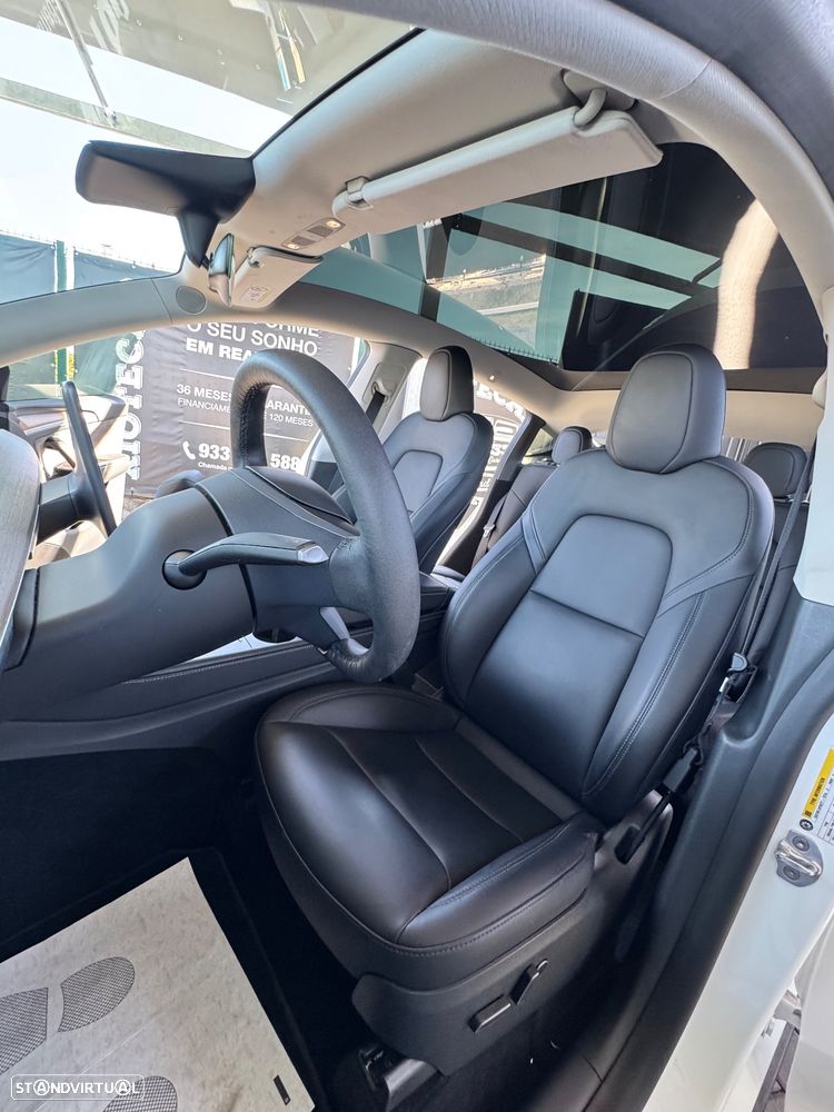 Tesla Model Y Long Range Tração Integral - 29