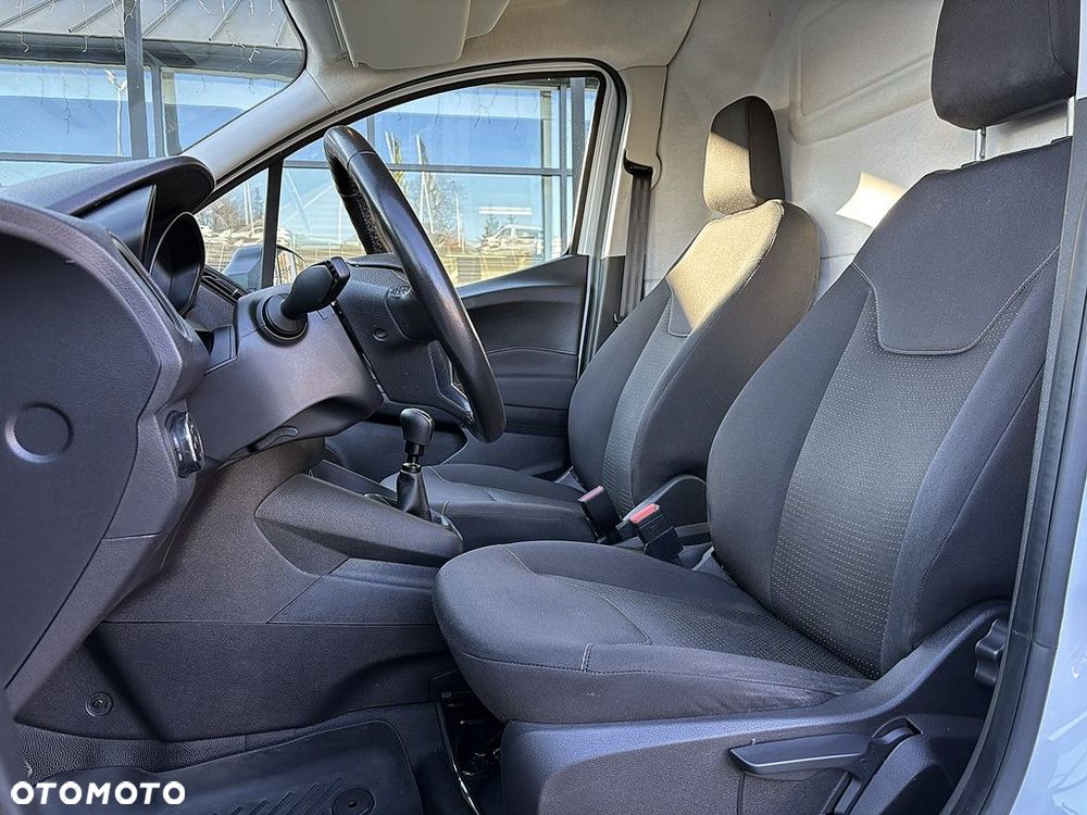 Ford transit-courier - 10