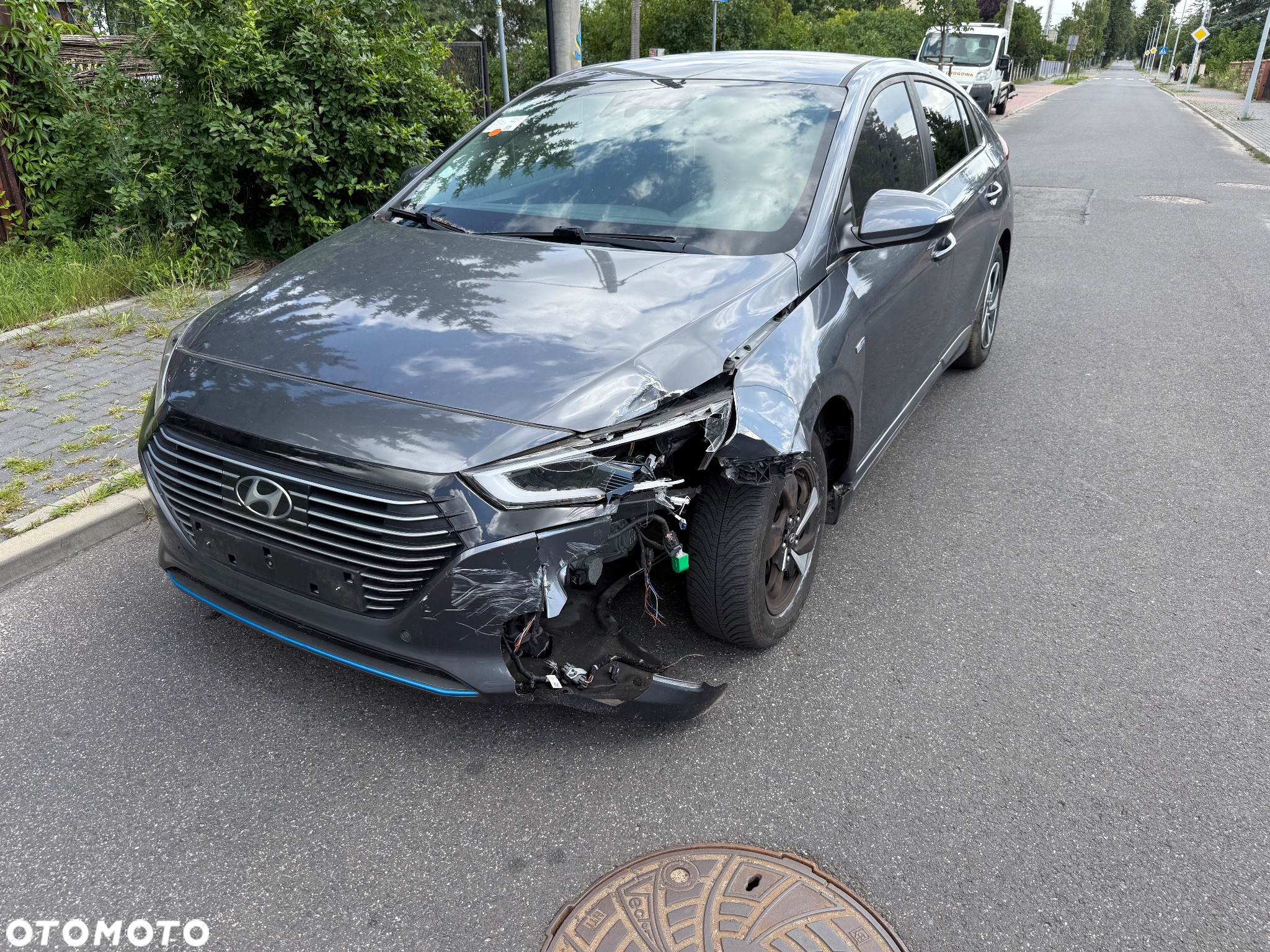 Hyundai IONIQ hybrid Premium - 2
