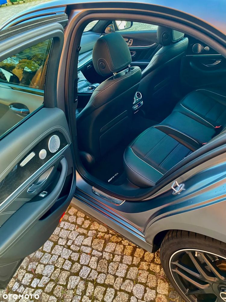 Mercedes-Benz Klasa E AMG 63 S 4-Matic+ - 7