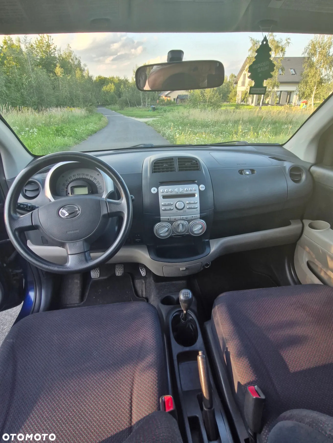 Daihatsu Sirion 1.0 - 7