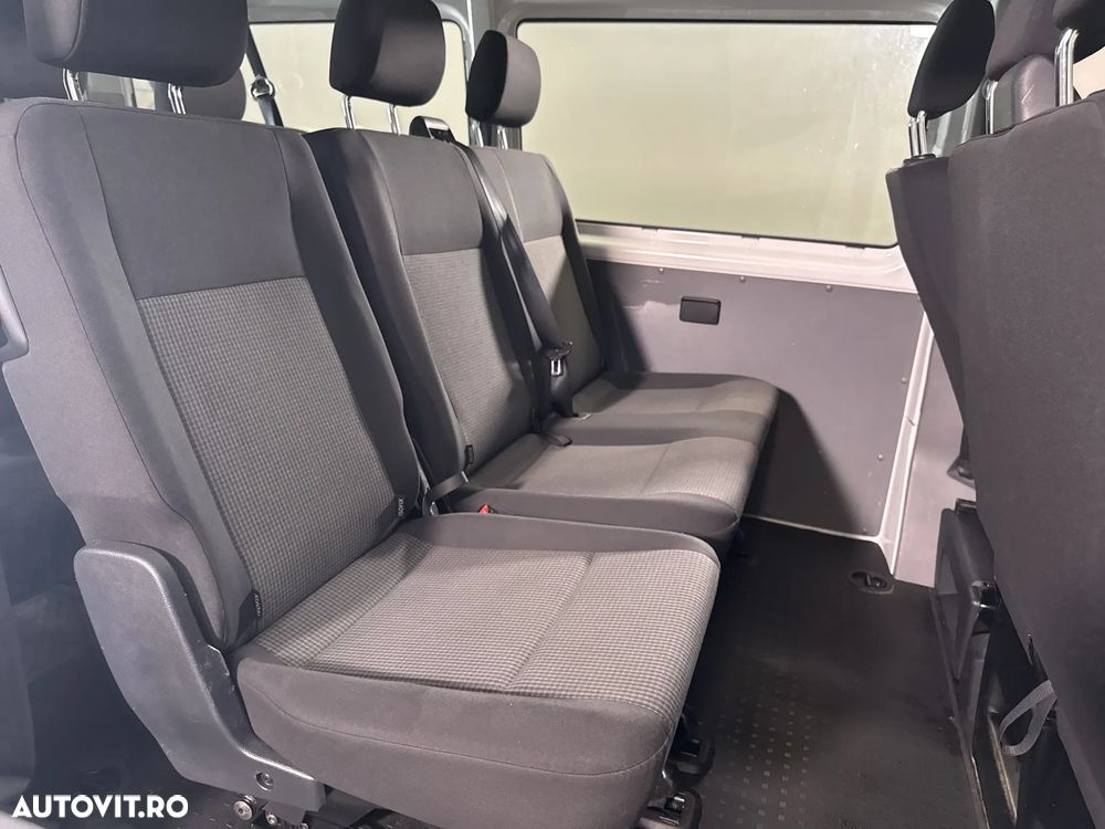 Volkswagen Transporter - 13