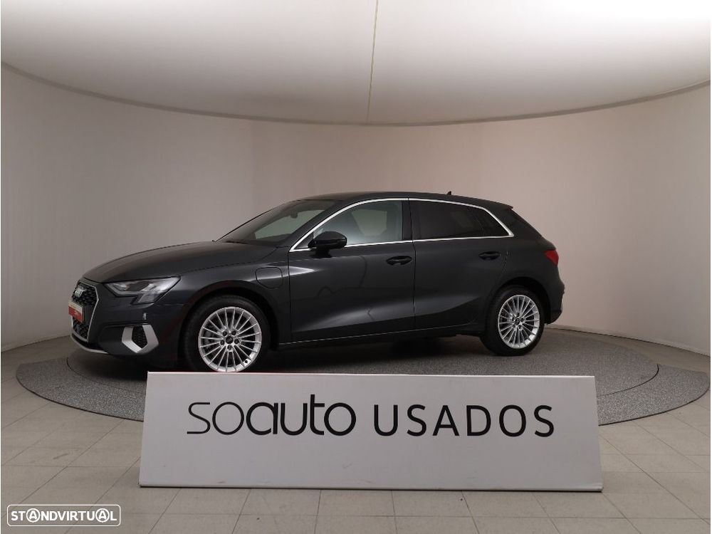 Audi A3 Sportback - 2
