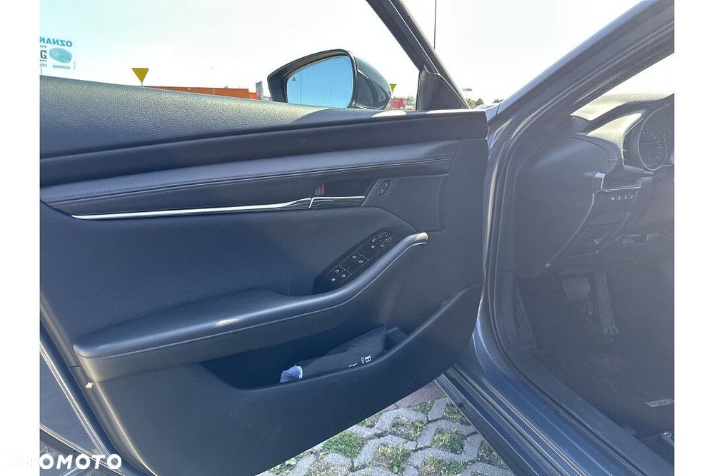 Mazda 3 - 9