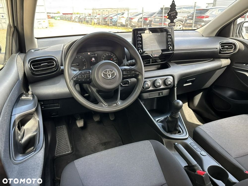 Toyota Yaris 1.0 Active - 12