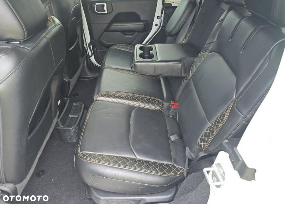 Jeep Wrangler 2.0 4xe Plug-In Hybrid Hardtop Sahara - 10